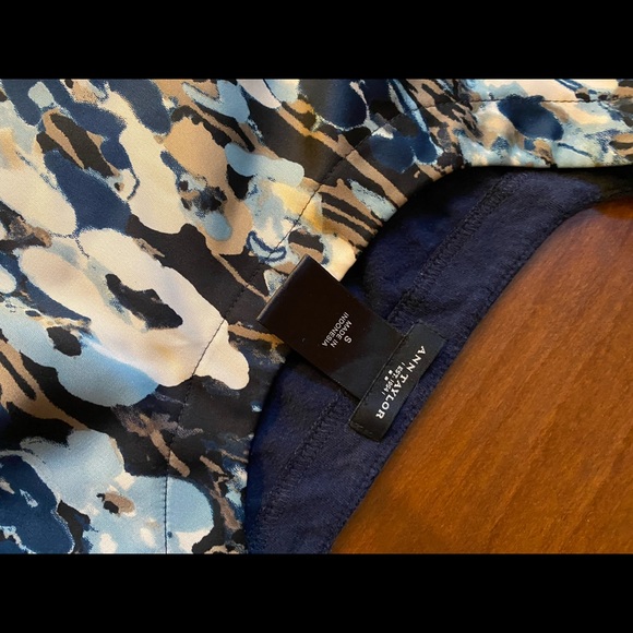 Two Ann Taylor tops size small - Picture 4 of 6